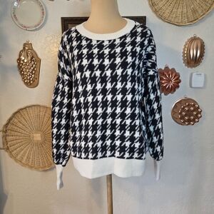 LOFT Black and White Preppy  Houndstooth Sweater